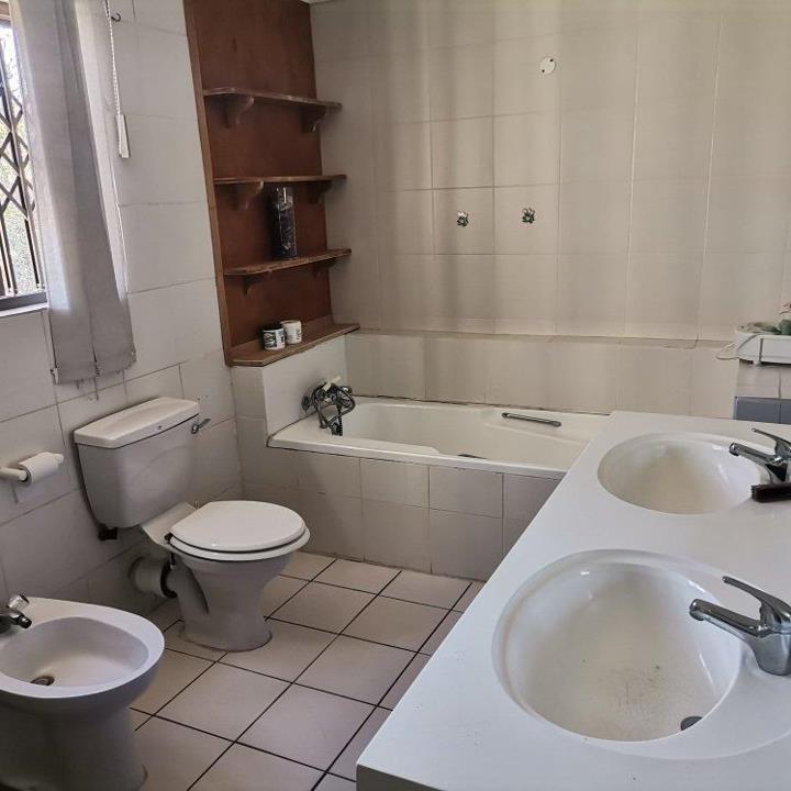 3 Bedroom Property for Sale in Klein Dassenberg Western Cape